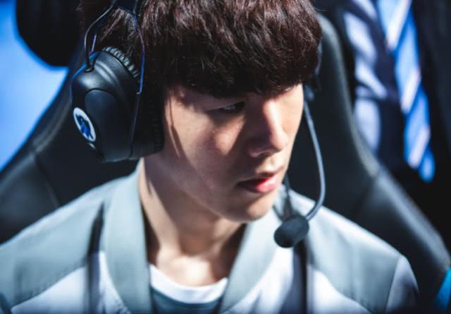 Karsa与369聊天记录：被你打下去了 nofe说后面没我的份了