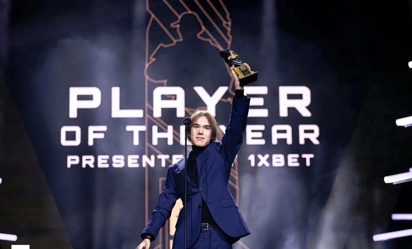 【赛后战报】绝境之间，TT横扫EDG拿下首胜保留出线希望